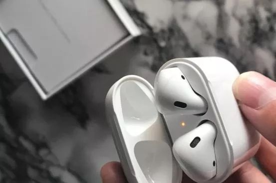 激光打標機在藍牙耳機的應用